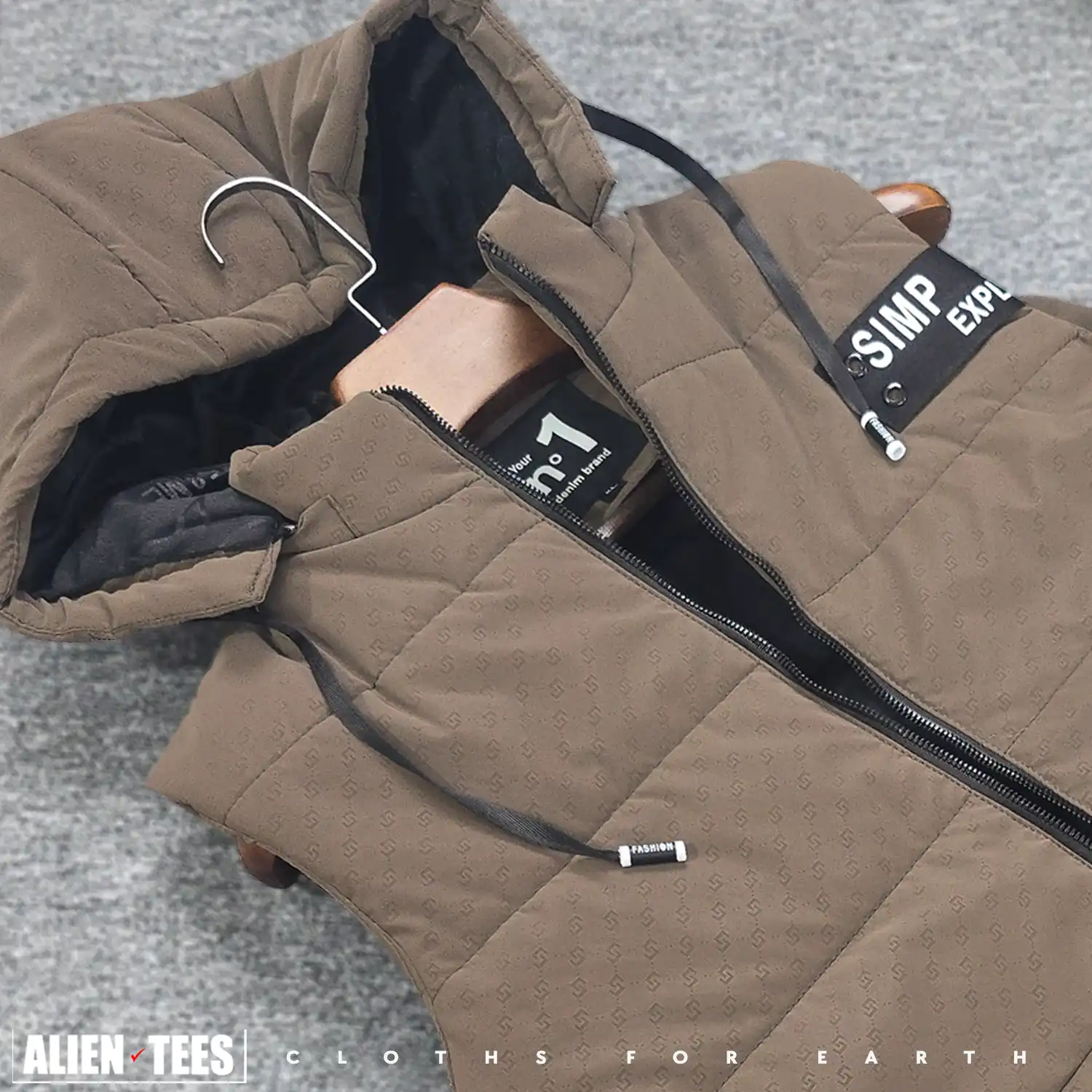 7W08 Pale Brown - Glossy Stealth Sleeveless Padded