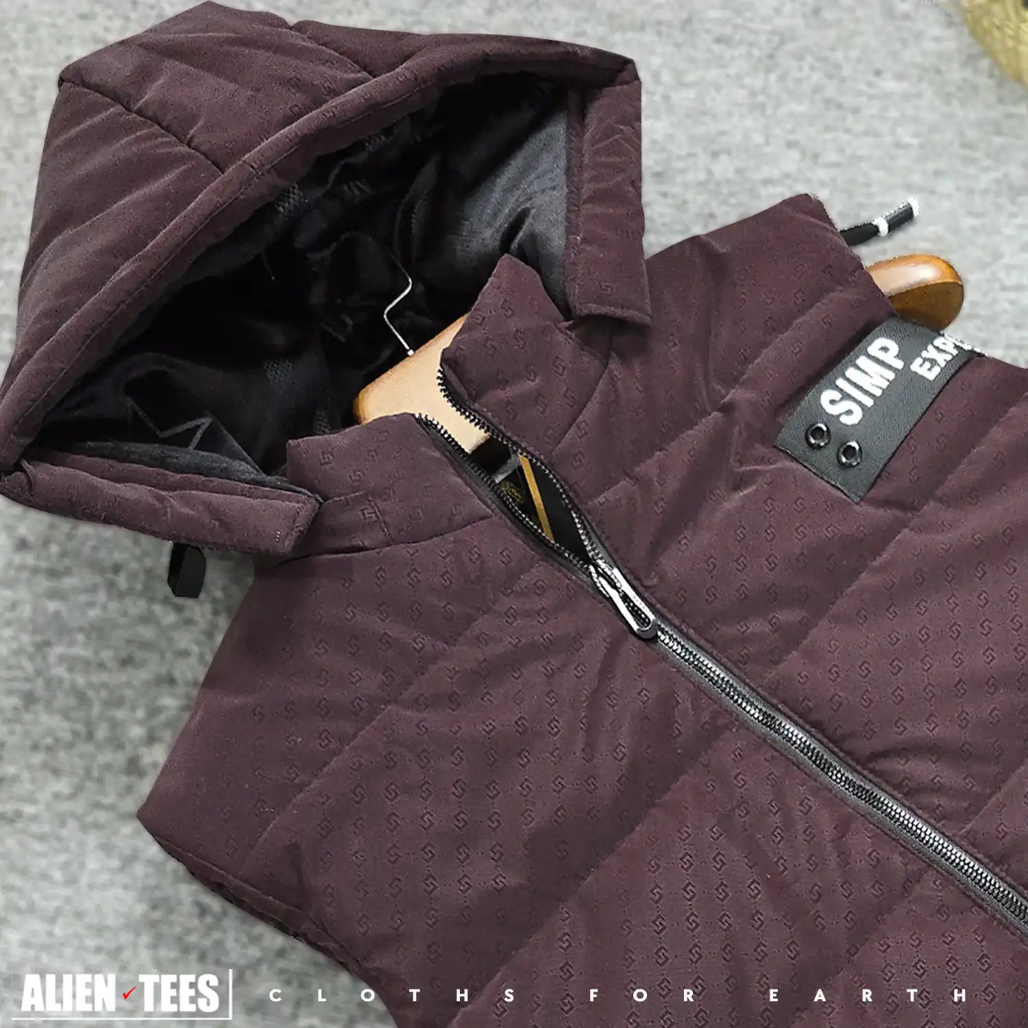 7W45 Wine Berry - Glossy Stealth Sleeveless Padded