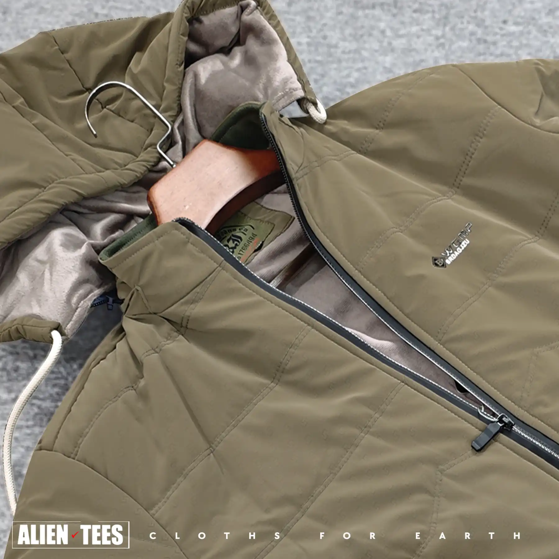 7W26 Dark Beige - Glossy Synth Padded Jacket