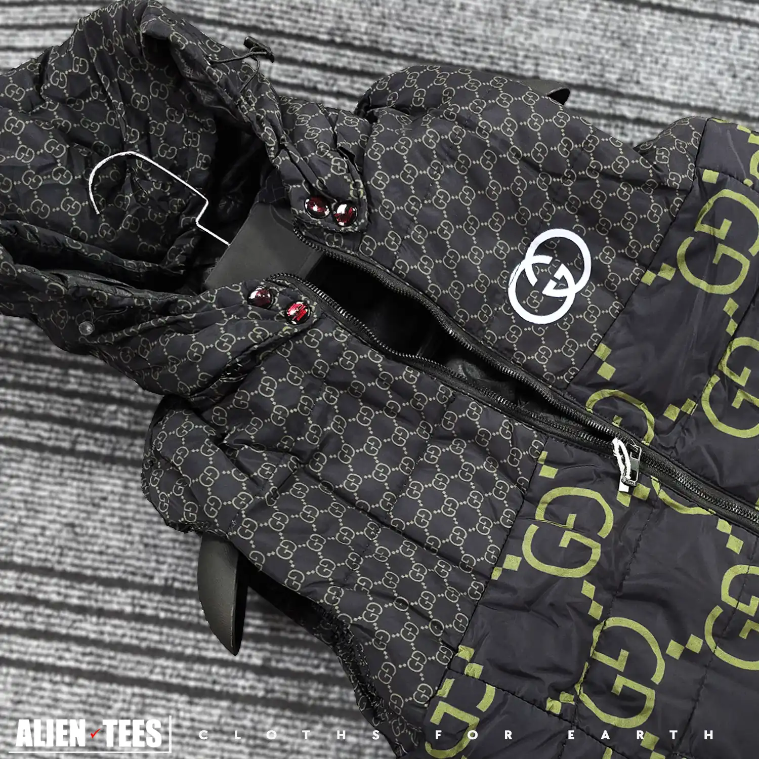 7W130 Black with Mantis Textured - Core Vest Sleeveless Jacket